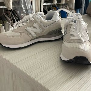 New Balance Women’s running sneaker